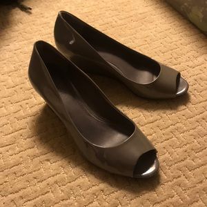 Arturo Chiang grey peep toe work heel/ wedge